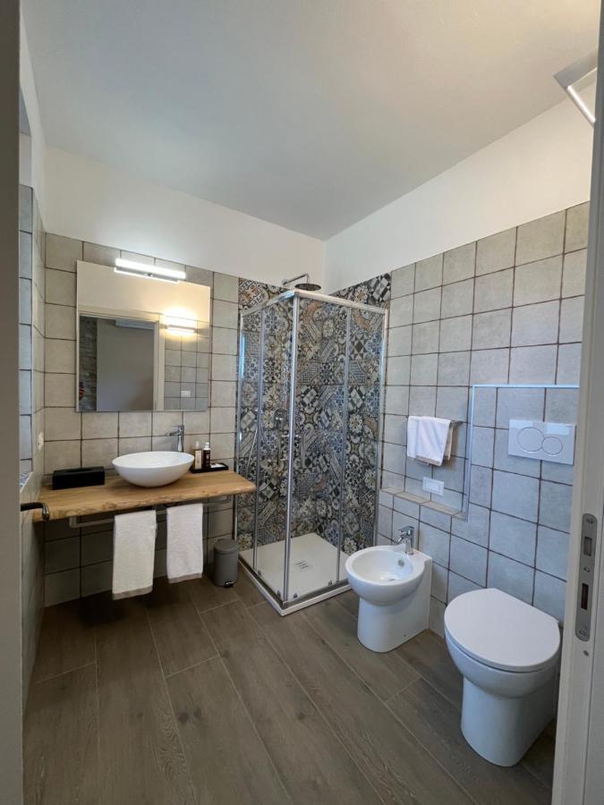 Le Cornici - Cascina Di Charme Hotel Diano d'Alba Luaran gambar