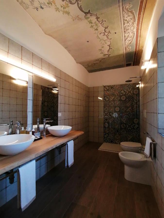 Le Cornici - Cascina Di Charme Hotel Diano d'Alba Luaran gambar