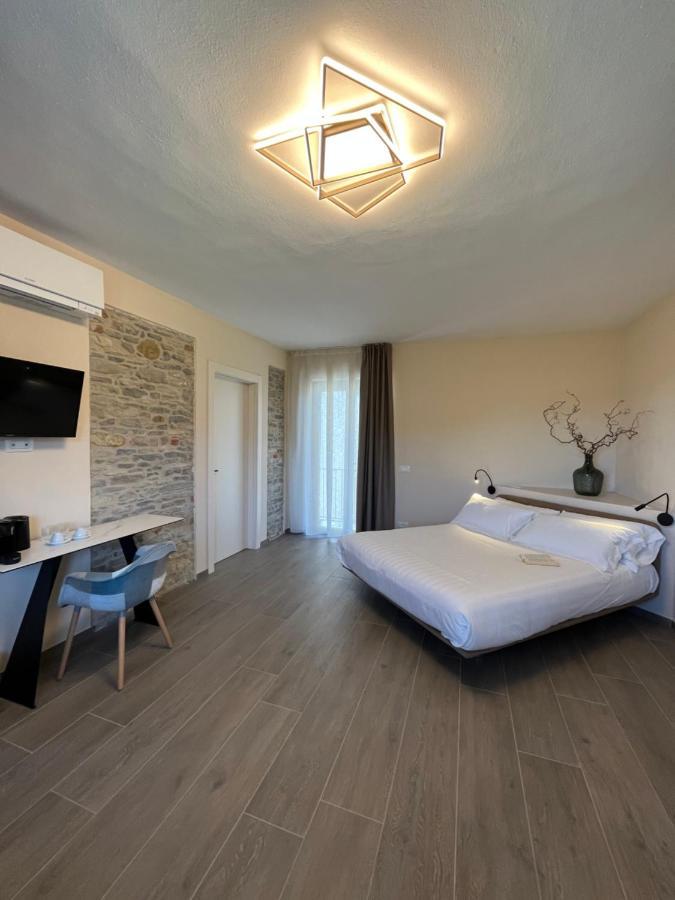Le Cornici - Cascina Di Charme Hotel Diano d'Alba Luaran gambar