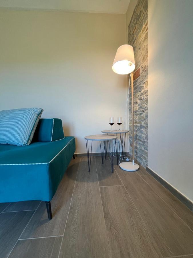 Le Cornici - Cascina Di Charme Hotel Diano d'Alba Luaran gambar
